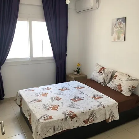 Tetris Spacious Comfortable * 尼科西亚