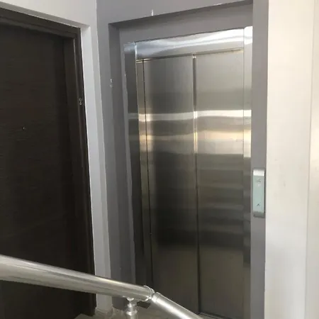 Tetris Spacious Comfortable 尼科西亚